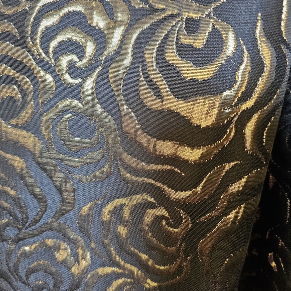 Black and gold box pleated lined mini skirt. Custom handmade. - Picture 3 of 5